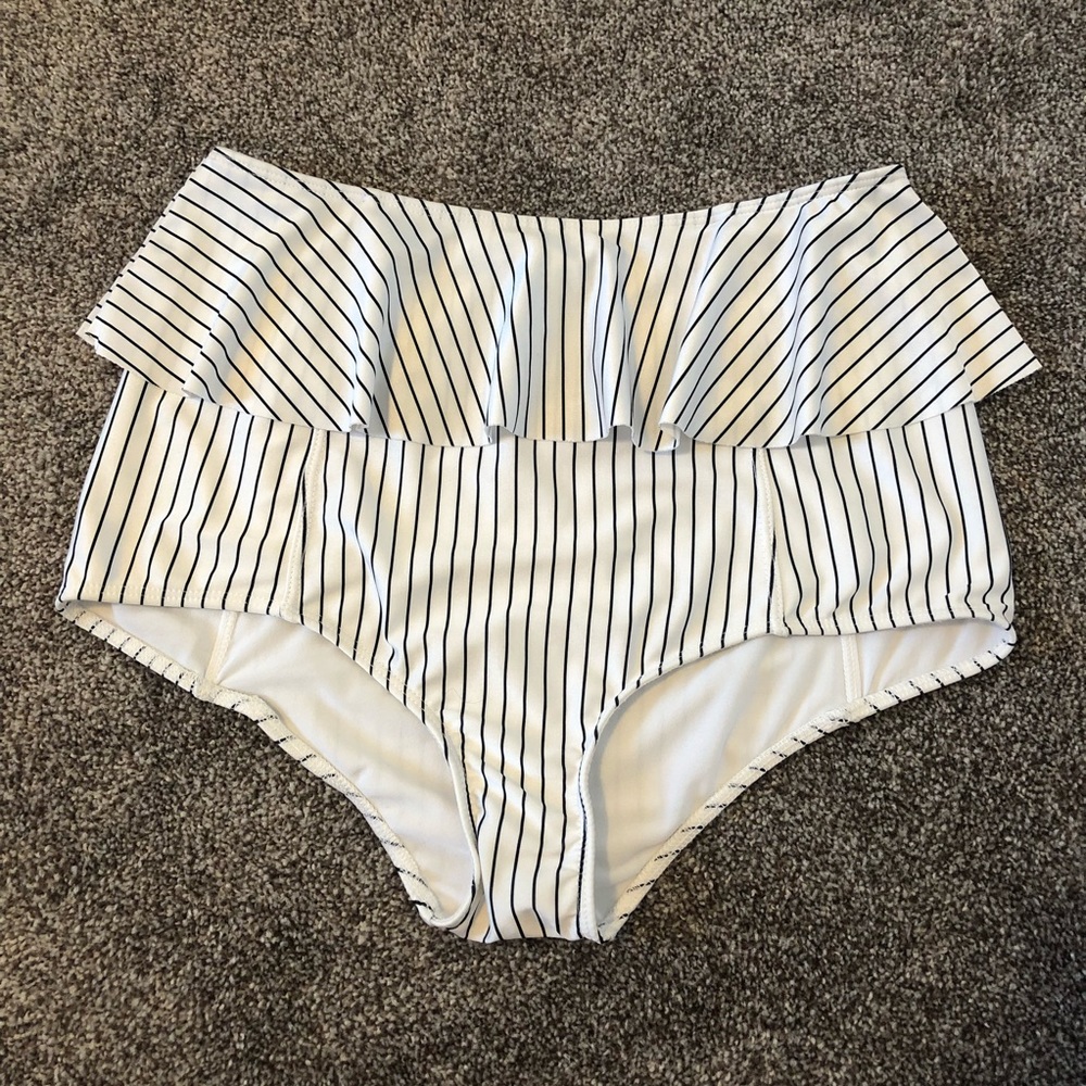 SOLD | Kortni Jeane Bottoms